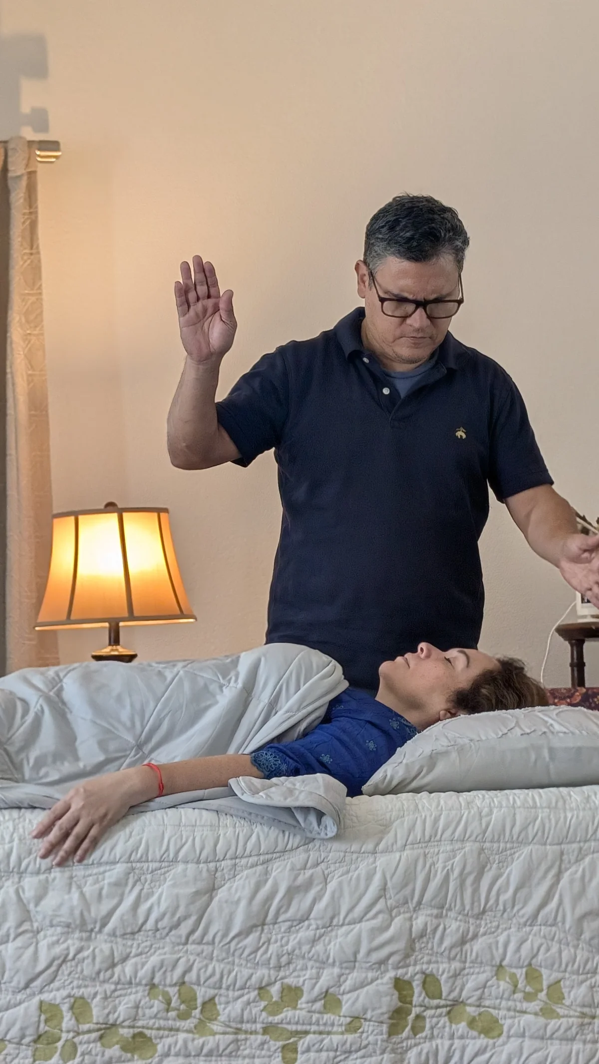 Fernando performing Reiki with Sonia at Madre Tierra